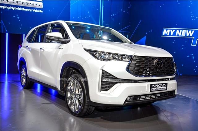 Toyota Innova Hycross ZX (O) bookings re-open, prices hiked